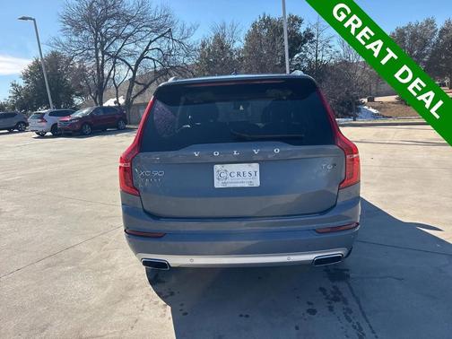 2020 Volvo XC90 T6 Momentum