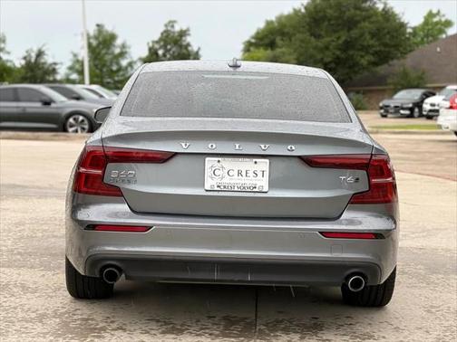 2019 Volvo S60 T6 Momentum