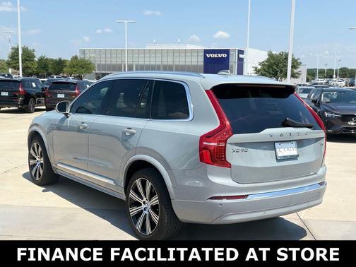 Vapour Gray Metallic 2025 Volvo XC90 Plug-In Hybrid T8 Plus