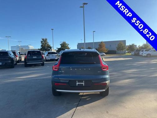 2023 Volvo XC40 Ultimate