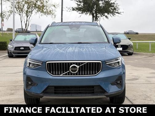 2023 Volvo XC40 Ultimate