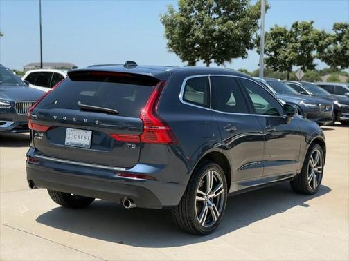 2021 Volvo XC60 T5 Momentum