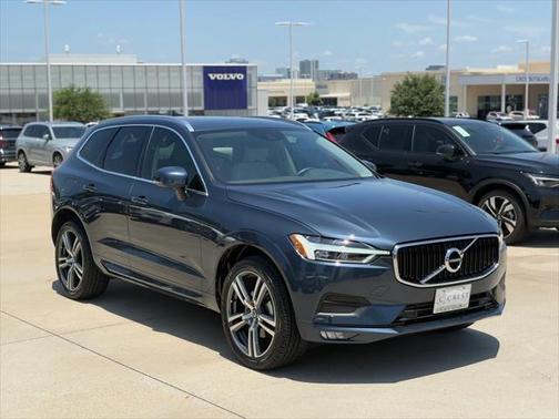 2021 Volvo XC60 T5 Momentum
