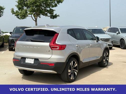 Silver Dawn Metallic 2023 Volvo XC40 B5 Plus Bright Theme