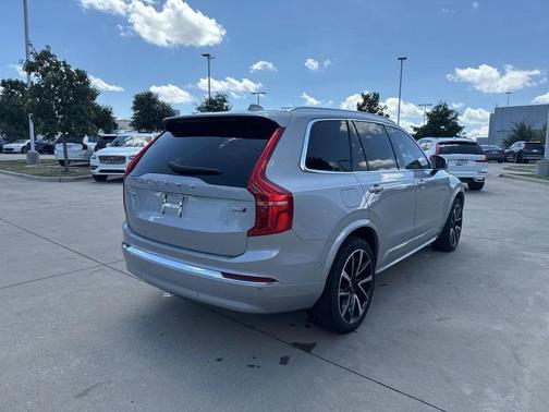 2023 Volvo XC90 B6 Plus 7-Seater