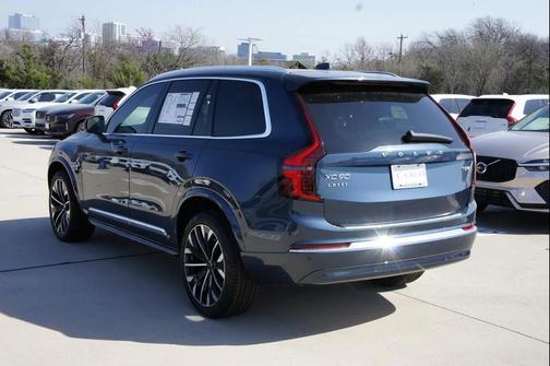 2025 Volvo XC90 Plug-In Hybrid T8 (2025.5) Plus 7-Seater