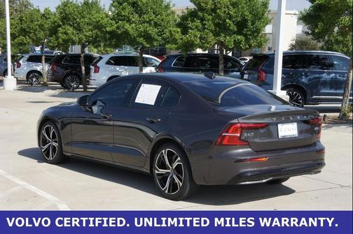 2025 Volvo S60 B5 AWD