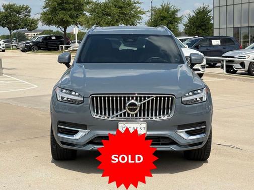 Thunder Gray Metallic 2023 Volvo XC90 Recharge Plug-In Hybrid Ultimate