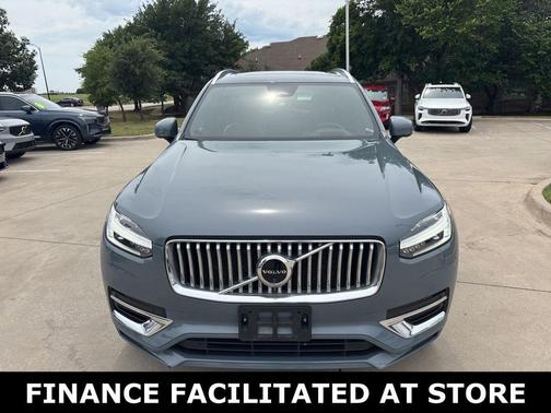 Thunder Gray Metallic 2023 Volvo XC90 Recharge Plug-In Hybrid Ultimate