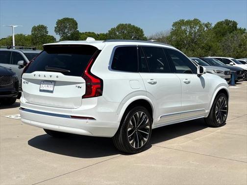 2025 Volvo XC90 Plug-In Hybrid T8 (2025.5) Plus 7-Seater