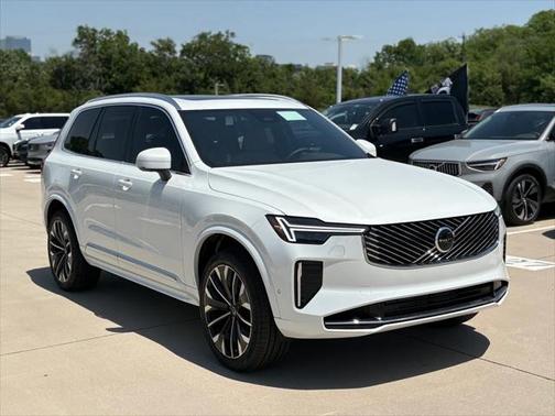 2025 Volvo XC90 Plug-In Hybrid T8 (2025.5) Plus 7-Seater