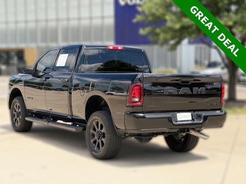 Diamond Black Crystal Pearlcoat 2025 RAM 2500 Big Horn Night Edition Plus Group