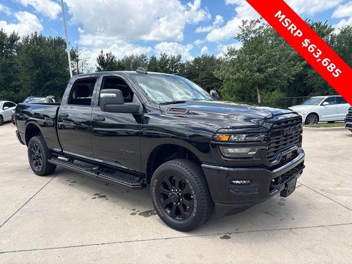 Diamond Black Crystal Pearlcoat 2025 RAM 2500 Big Horn Night Edition Plus Group
