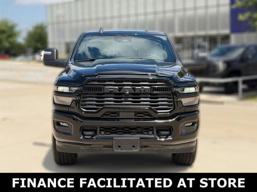 Diamond Black Crystal Pearlcoat 2025 RAM 2500 Big Horn Night Edition Plus Group
