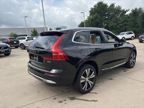 2022 Volvo XC60 B6 Inscription