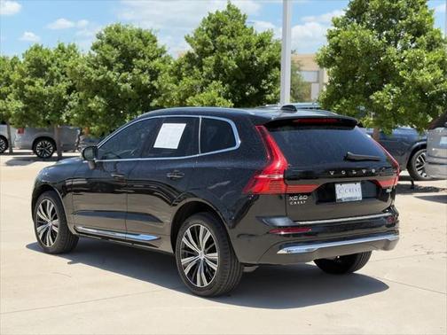 2022 Volvo XC60 B6 Inscription