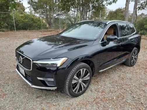2022 Volvo XC60 B6 Inscription