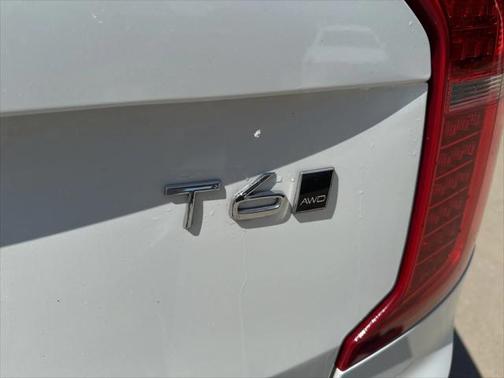 2022 Volvo XC90 T6 Inscription