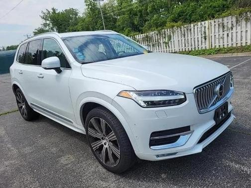 2022 Volvo XC90 T6 Inscription