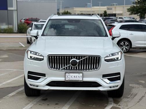 2022 Volvo XC90 T6 Inscription