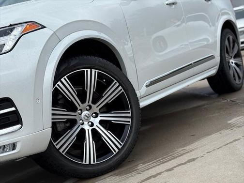 2022 Volvo XC90 T6 Inscription