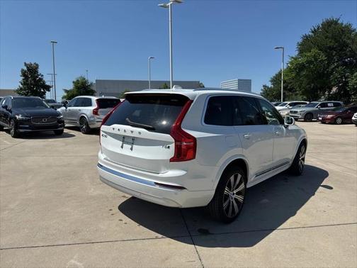 2022 Volvo XC90 T6 Inscription