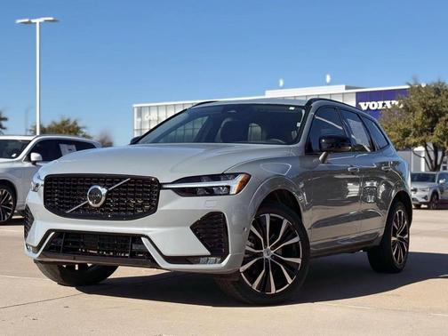 2025 Volvo XC60 B5 Plus