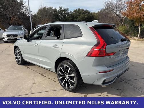 2025 Volvo XC60 B5 Plus