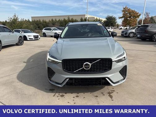 2025 Volvo XC60 B5 Plus