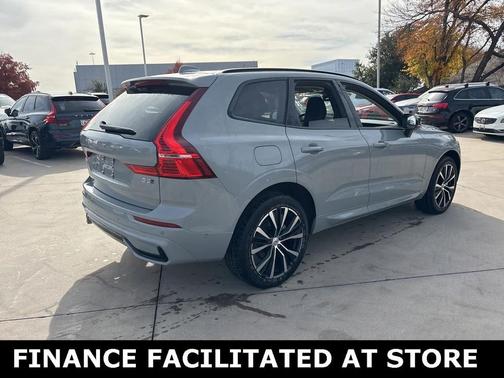 2025 Volvo XC60 B5 Plus