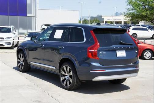 2022 Volvo XC90 Recharge Plug-In Hybrid T8 Inscription 6 Passenger
