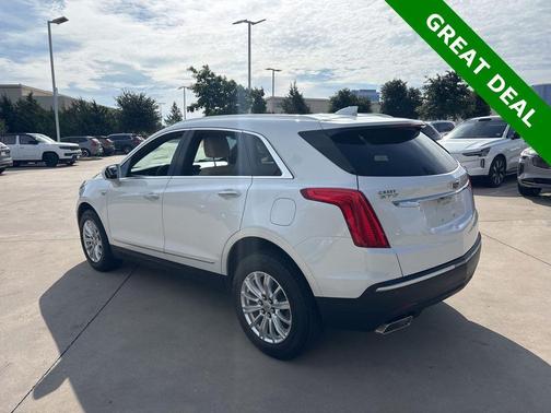 Crystal White Tricoat 2018 Cadillac XT5 Base