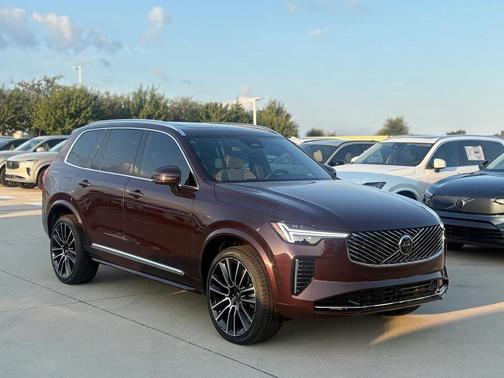 2026 Volvo XC90 B5 Plus 7-Seater