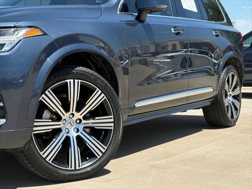 2022 Volvo XC90 T6 Inscription