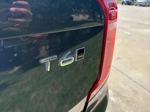 2022 Volvo XC90 T6 Inscription