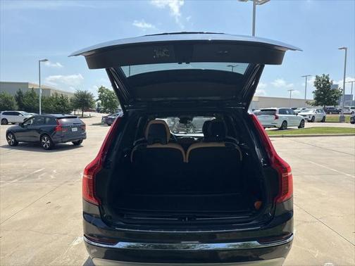 2022 Volvo XC90 T6 Inscription