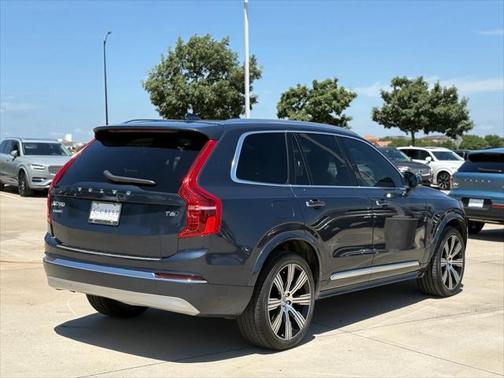 2022 Volvo XC90 T6 Inscription