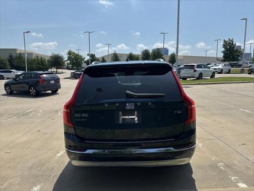 2022 Volvo XC90 T6 Inscription