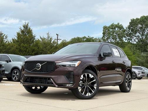 Mulberry Red 2026 Volvo XC60 B5 Plus