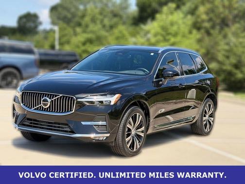Onyx Black Metallic 2023 Volvo XC60 B5 Plus Bright Theme