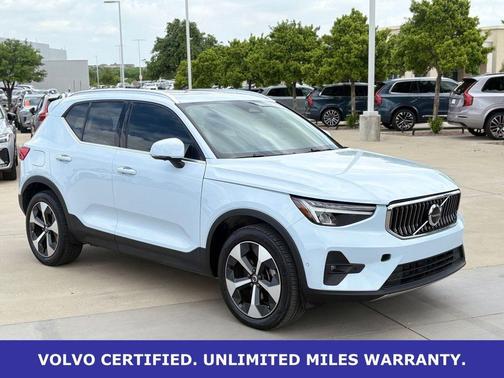 Cloud Blue 2025 Volvo XC40 B5 Plus Bright Theme