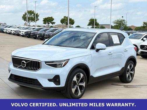 Cloud Blue 2025 Volvo XC40 B5 Plus Bright Theme