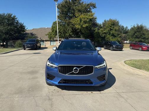 2019 Volvo XC60 T5 R-Design