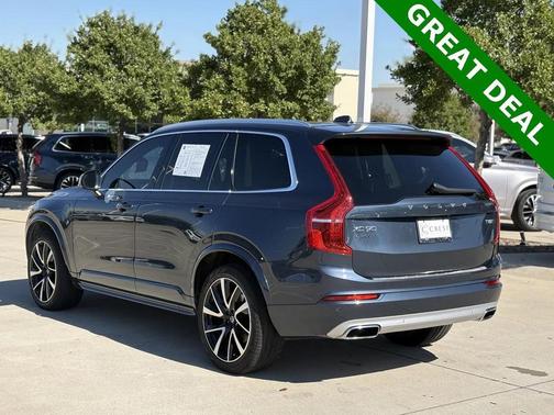 2020 Volvo XC90 Hybrid T8 Momentum