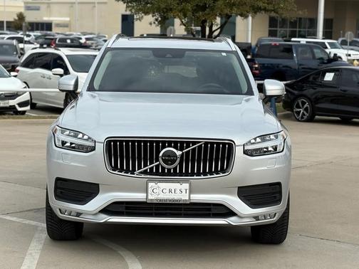 2020 Volvo XC90 T6 Momentum