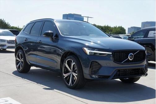 2025 Volvo XC60 B5 Ultra