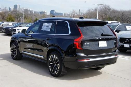 2025 Volvo XC90 B5 (2025.5) Plus 7-Seater