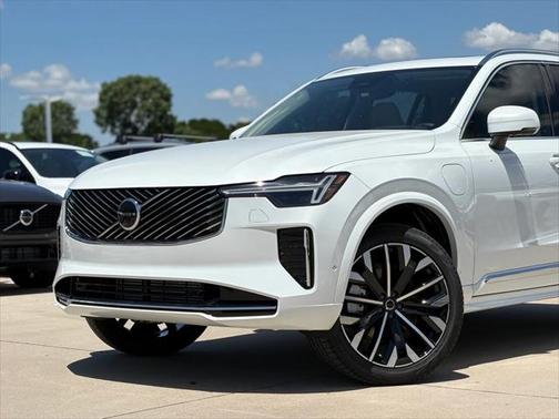 2025 Volvo XC90 Plug-In Hybrid T8 (2025.5) Ultra 7-Seater