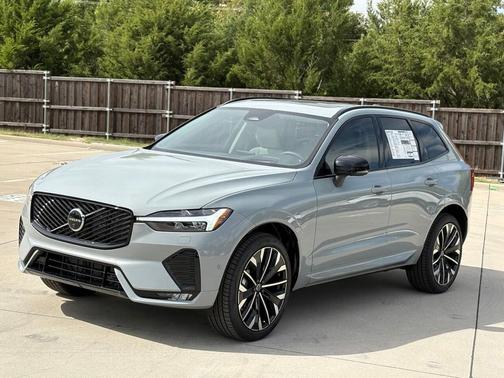 2026 Volvo XC60 B5 Ultra