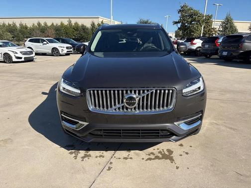 2024 Volvo XC90 Recharge Plug-In Hybrid Ultimate